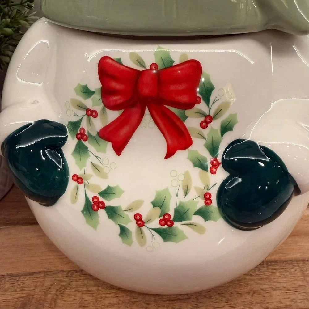 Pfaltzgraff Cookie Jar Winterberry Snowman Ceramic‎ Holiday  Christmas Decor